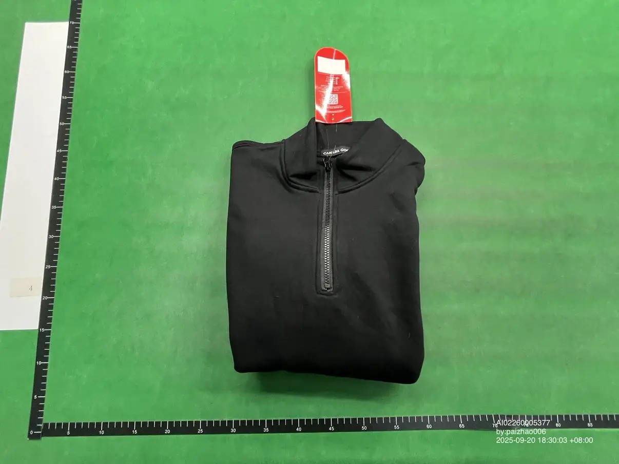 Canada Goose Half-Zip Sweatshirts [White] — foto 3 de 5