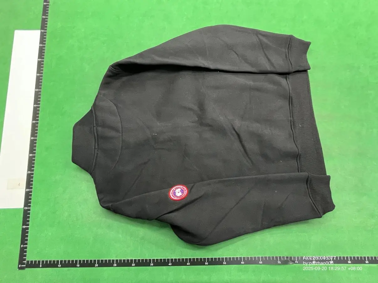 Canada Goose Half-Zip Sweatshirts [White] — foto 5 de 5