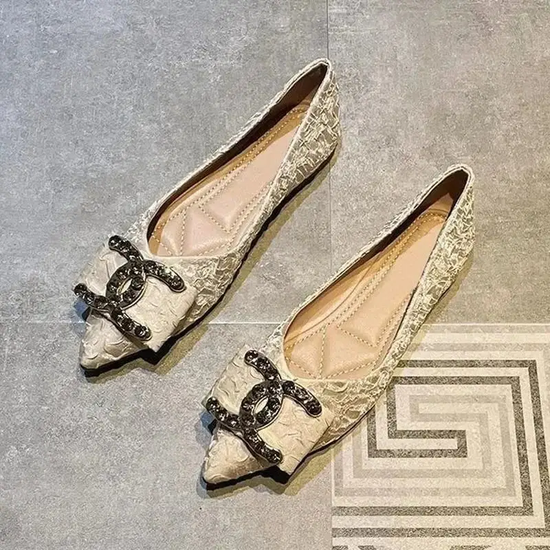 Chanel flat shoes — foto 3 de 4
