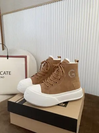 Ugg Snow Boots-Top — foto 6 de 13