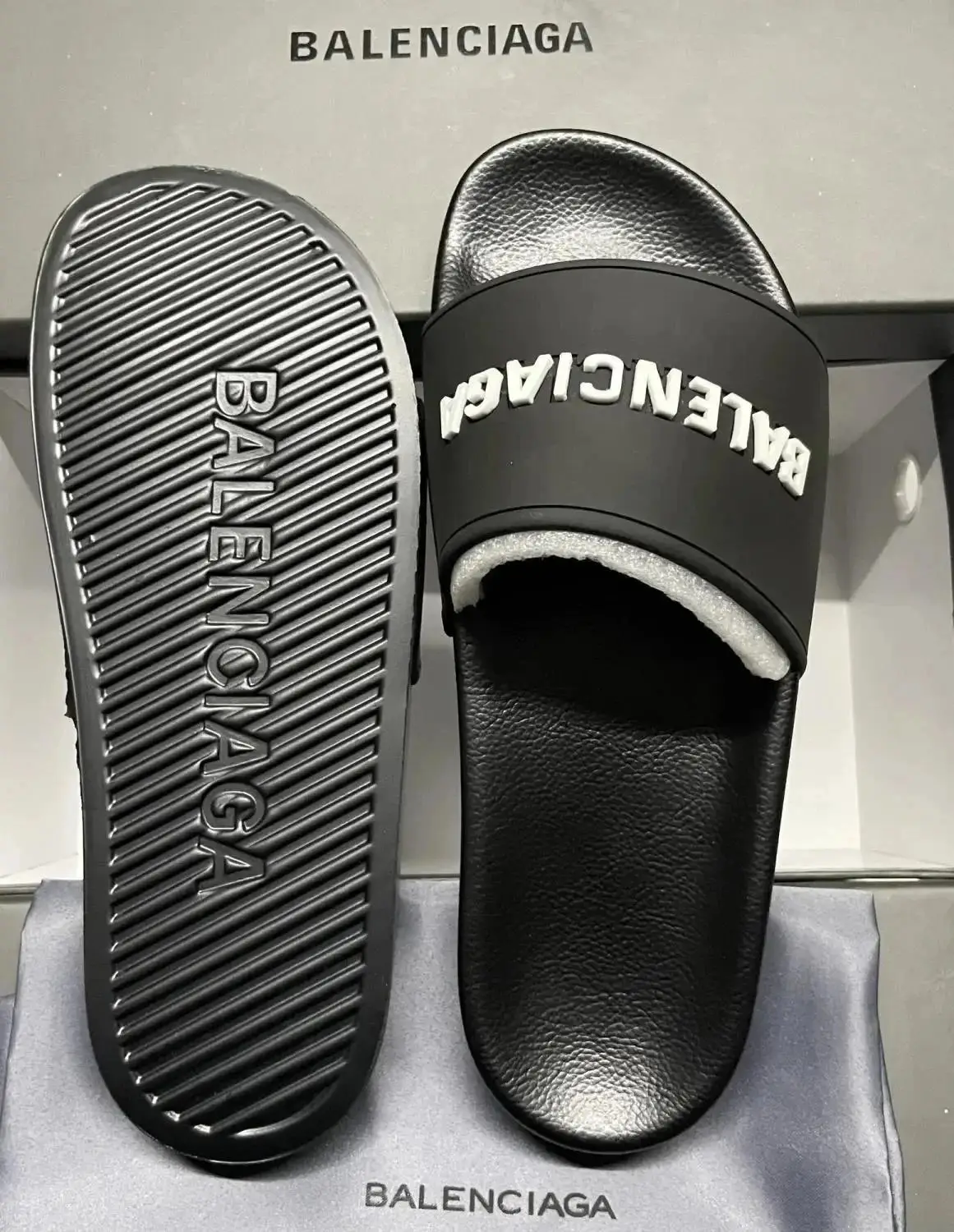 Balenciaga slippers ( 15 + styles) — foto 3 de 14