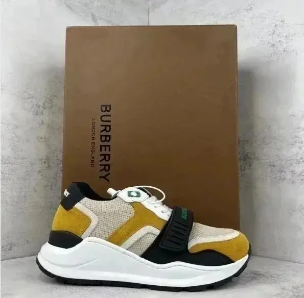 Burberry shoes (40 styles) — foto 3 de 15