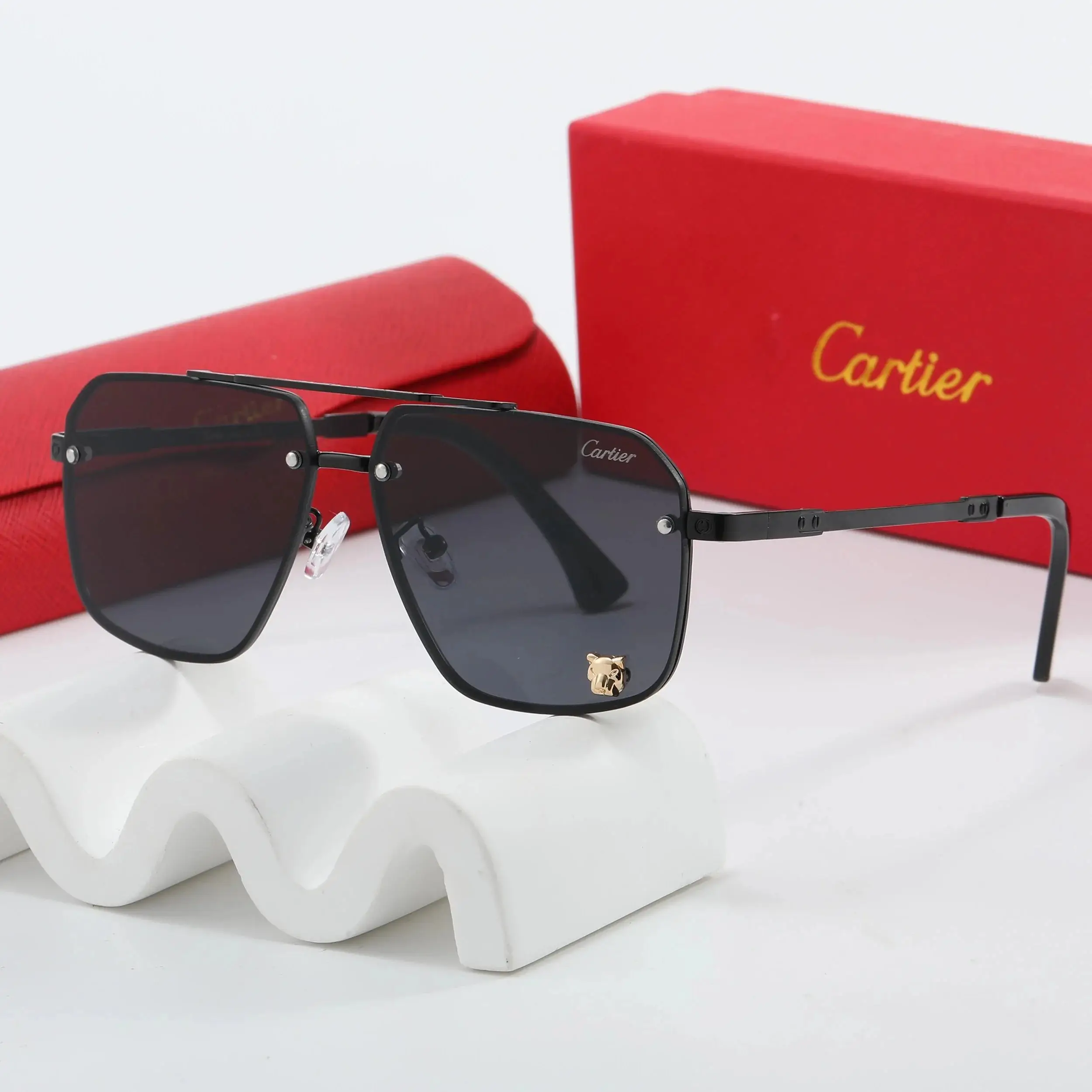 Cartier Sunglasses [40 styles] — foto 4 de 11