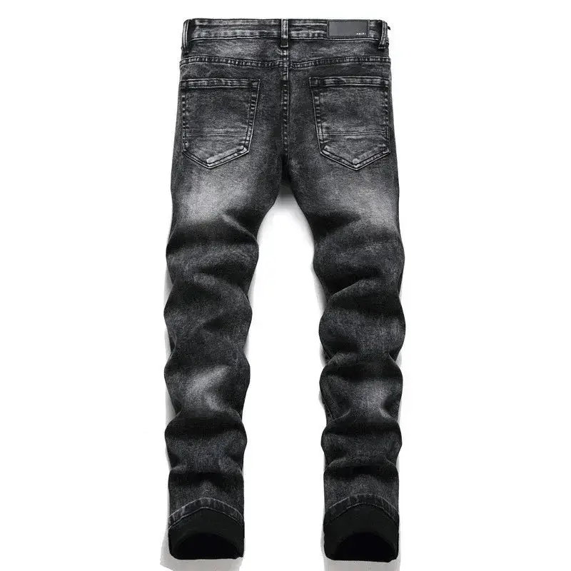 Amiri jeans — foto 3 de 3