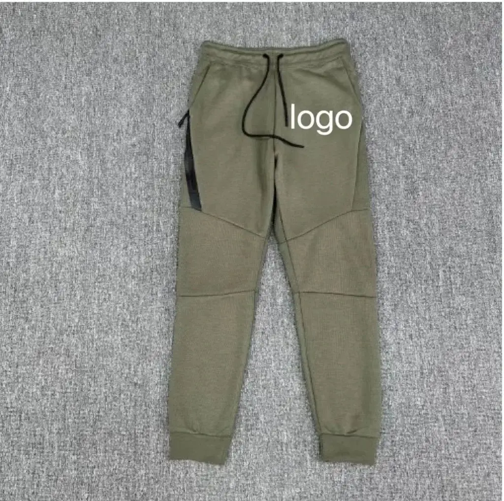 Nike Tech Pants — foto 10 de 13