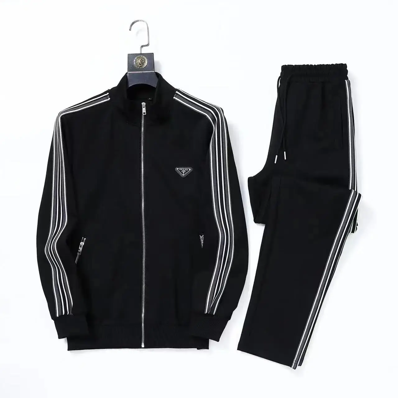 Prada Triangle Logo Jacket/Pants Set [35 styles] — foto 6 de 13