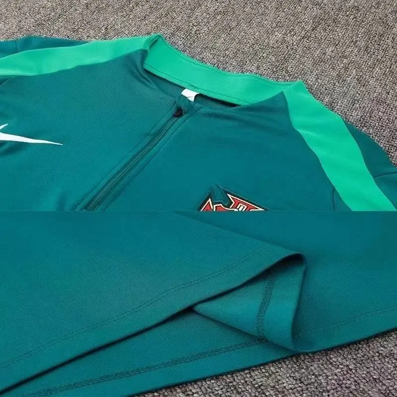 NIKE Soccer Suits(38+ Styles) — foto 9 de 15