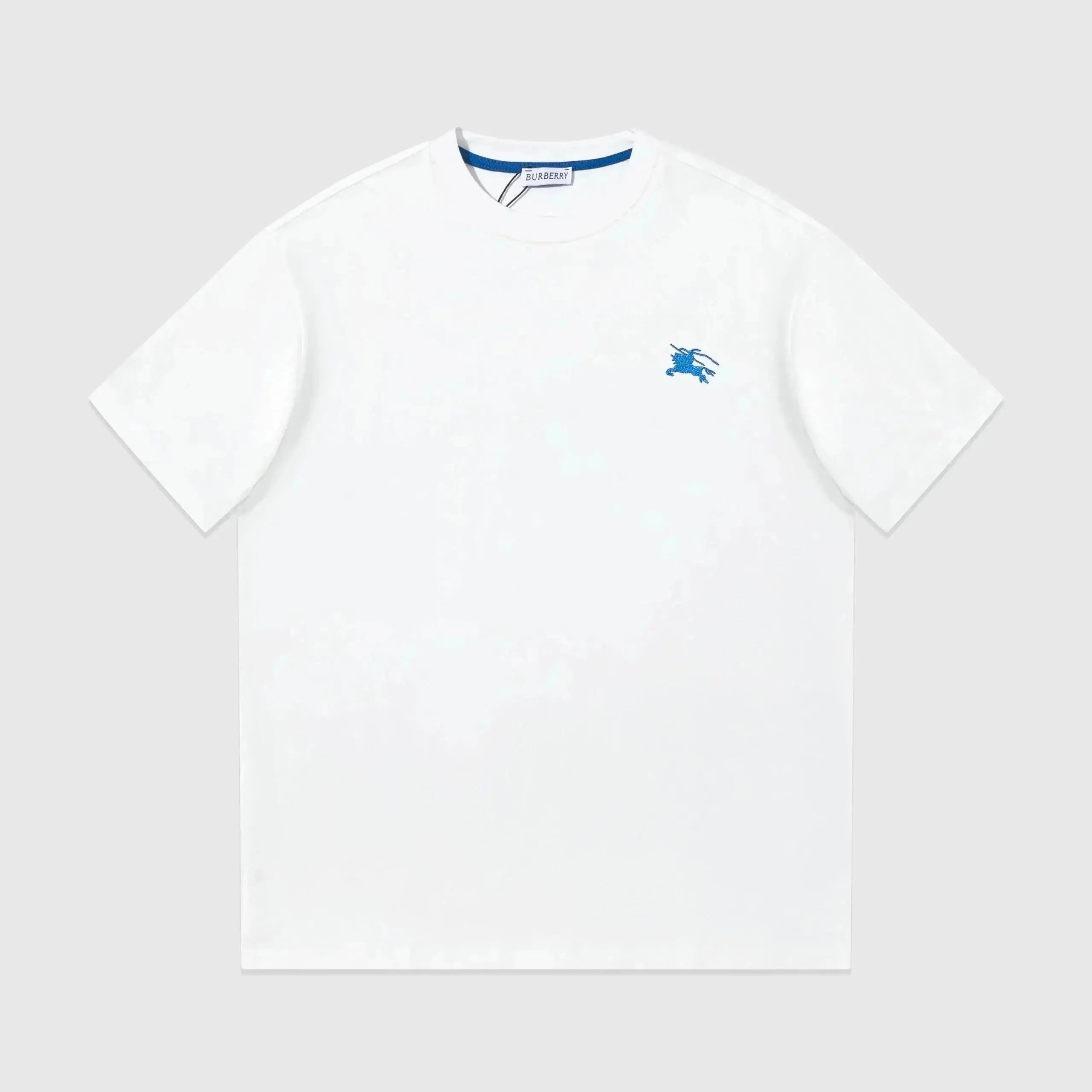 Burberry T-shirts — foto 3 de 9