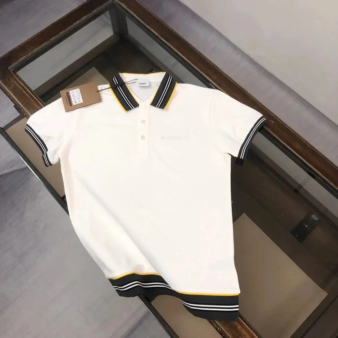 Burberry T-Shirt [40 styles] — foto 15 de 15