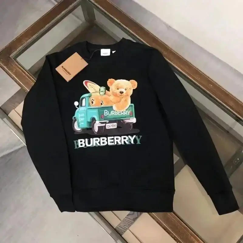 Burberry Check Hoodie & Sweater Set [1:1 Replica] — foto 10 de 15