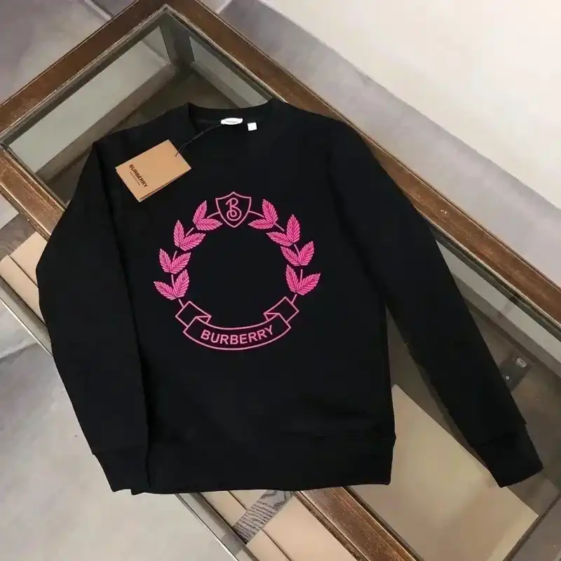 Burberry Check Hoodie & Sweater Set [1:1 Replica] — foto 12 de 15