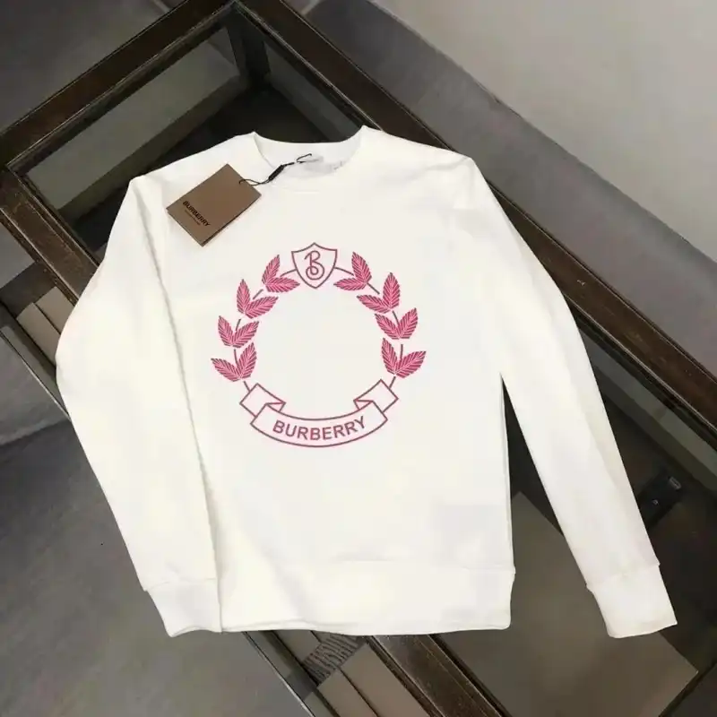 Burberry Check Hoodie & Sweater Set [1:1 Replica] — foto 13 de 15