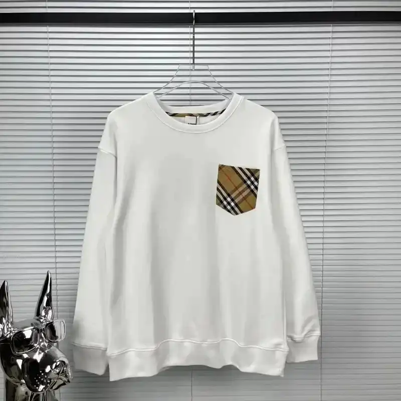 Burberry Check Hoodie & Sweater Set [1:1 Replica] — foto 15 de 15