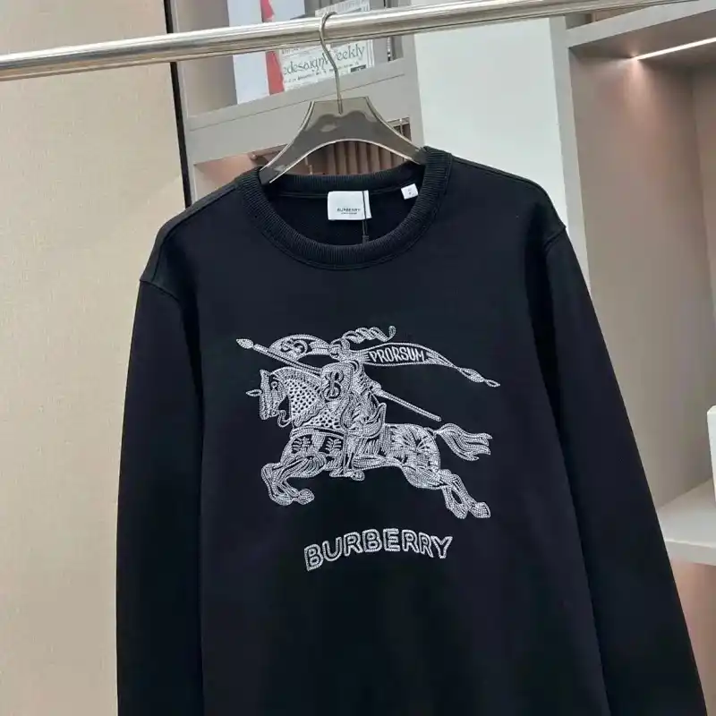 Burberry Check Hoodie & Sweater Set [1:1 Replica] — foto 4 de 15
