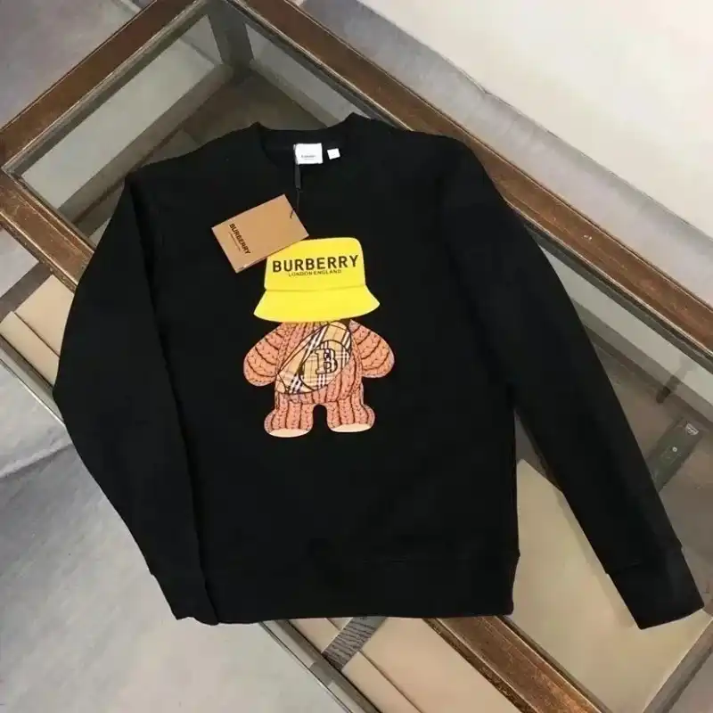 Burberry Check Hoodie & Sweater Set [1:1 Replica] — foto 6 de 15