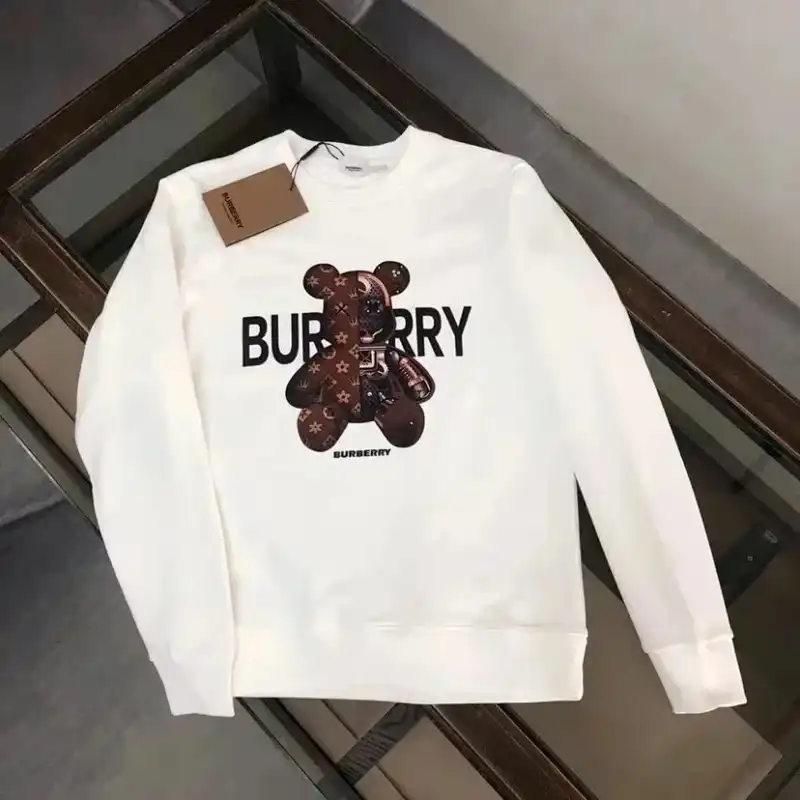 Burberry Check Hoodie & Sweater Set [1:1 Replica] — foto 9 de 15
