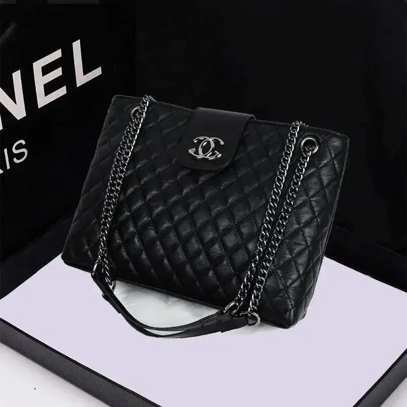 Chanel Classic Flap Bag [6 styles] — foto 2 de 6