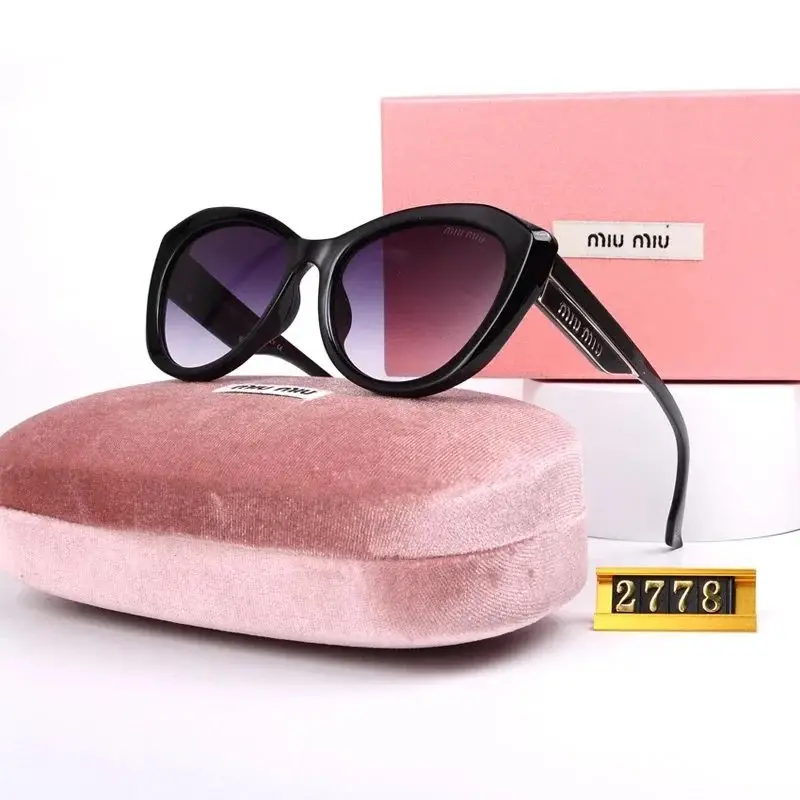 Miu Miu Sunglasses — foto 2 de 12