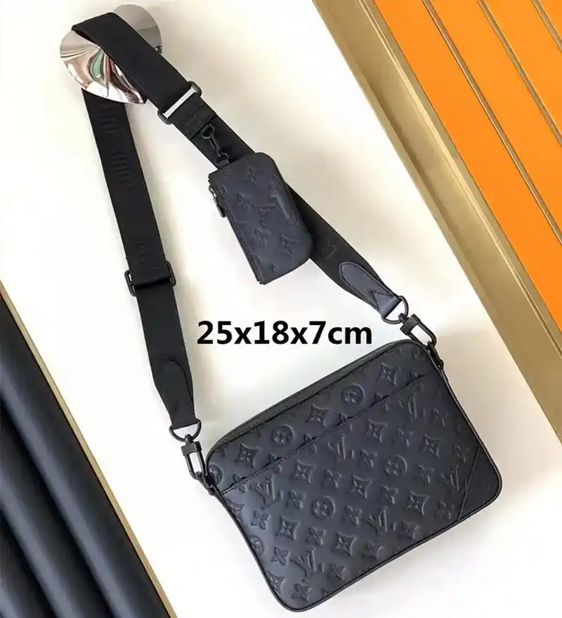 LV CHAIN genuine leather bag — foto 10 de 10