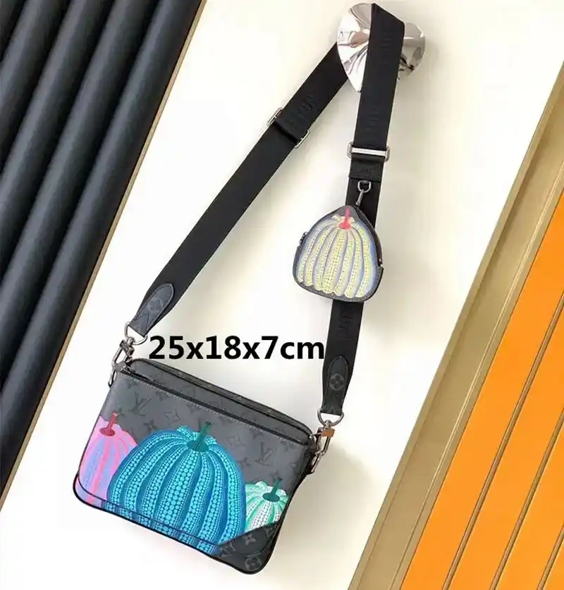 LV CHAIN genuine leather bag — foto 4 de 10