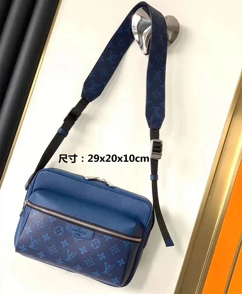 LV CHAIN genuine leather bag — foto 9 de 10
