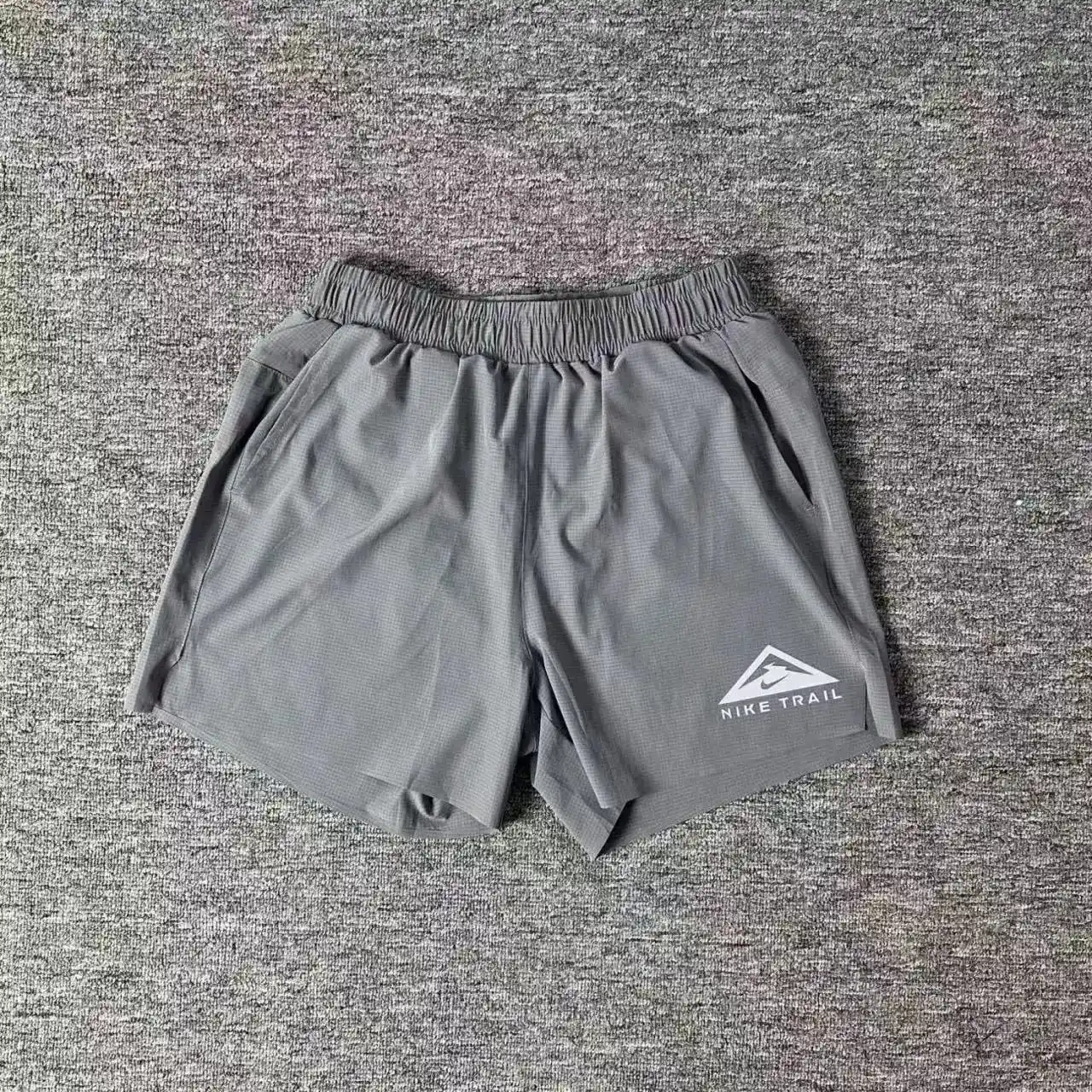 Nike Windrunner Jacket [Sun Protection] — foto 12 de 13