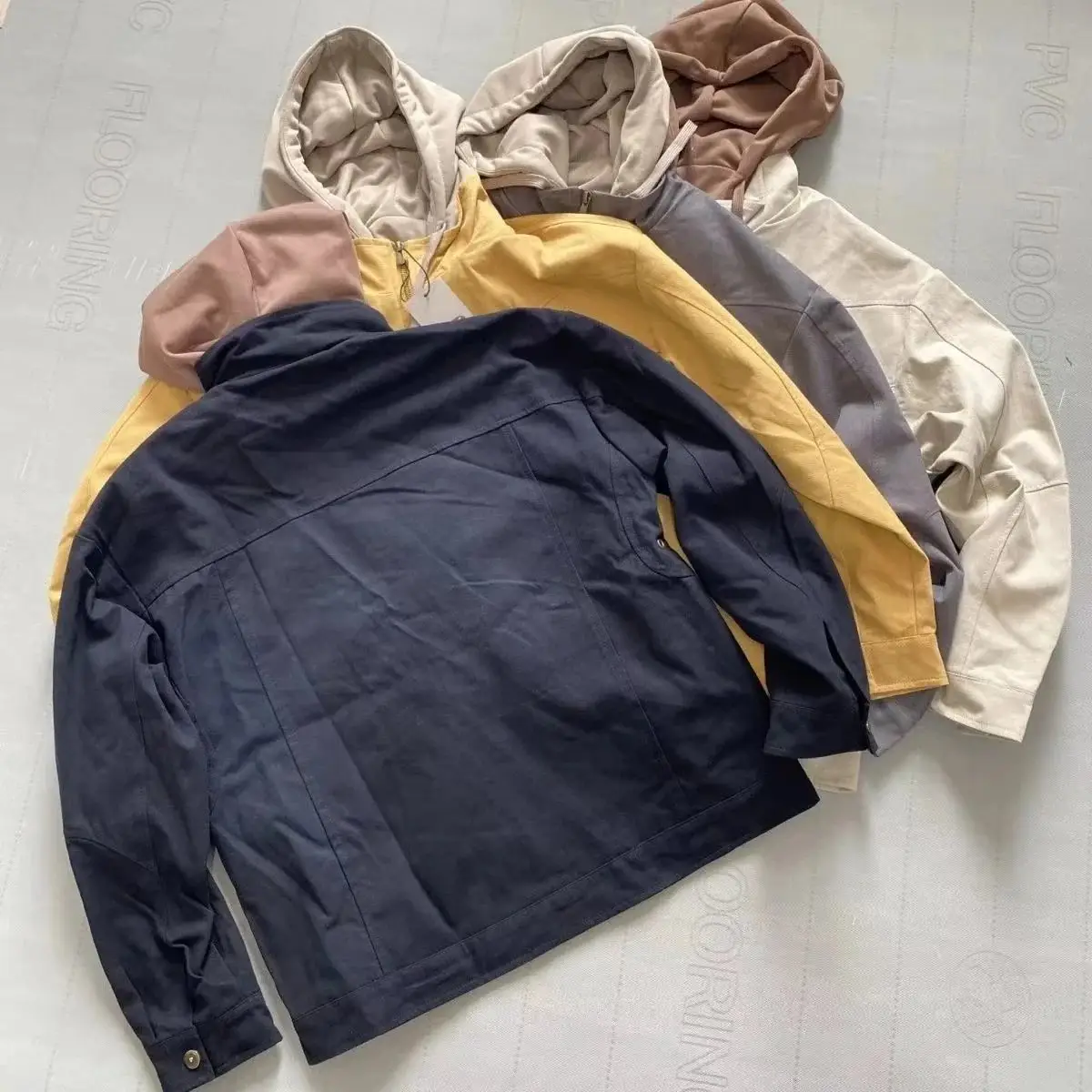 Carhartt Hooded Jacket [3 styles] — foto 5 de 10