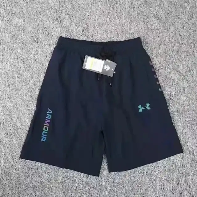 Under Armour sports pants， Jacket — foto 12 de 15