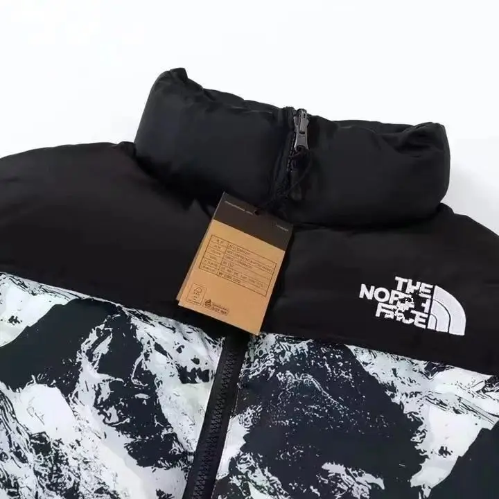 THE NORTH FACE Nuptse Down Jacket [39 styles] — foto 13 de 14
