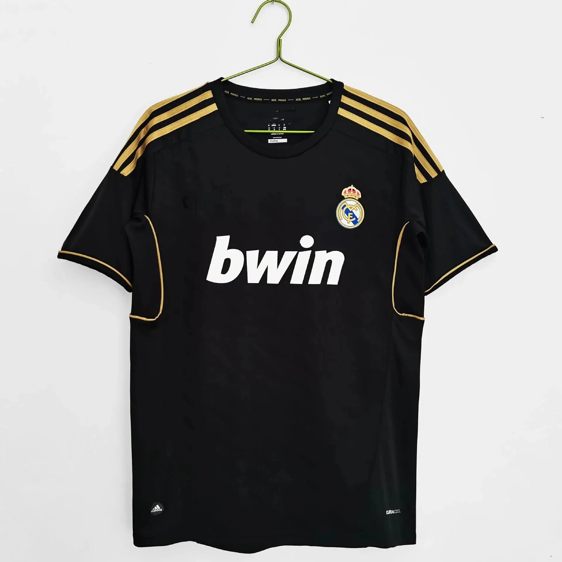Adidas T-shirt — foto 4 de 14