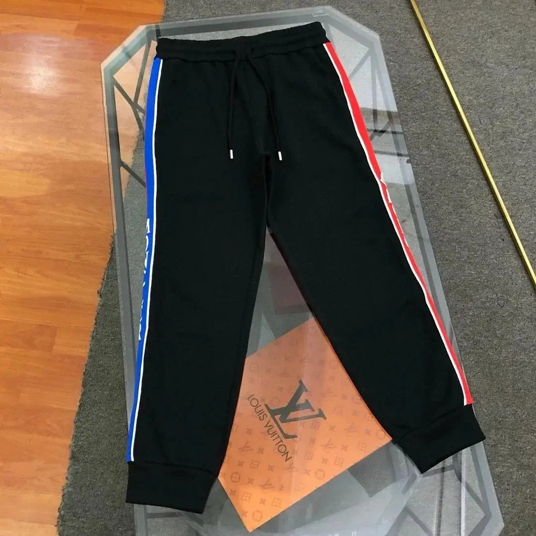 Moncler Hoodies [1 styles] — foto 6 de 14