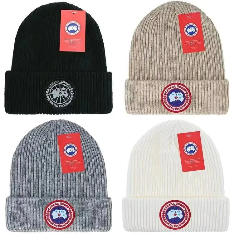 Moncler Beanie — foto 5 de 10