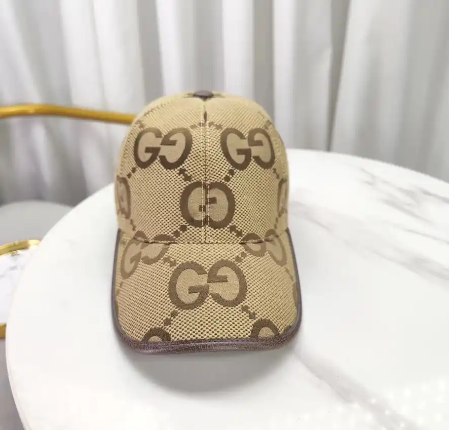 Gucci GG Supreme Caps [40 styles] — foto 2 de 15