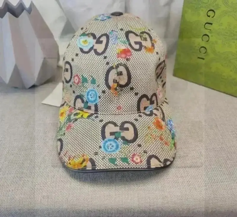 Gucci GG Supreme Caps [40 styles] — foto 9 de 15