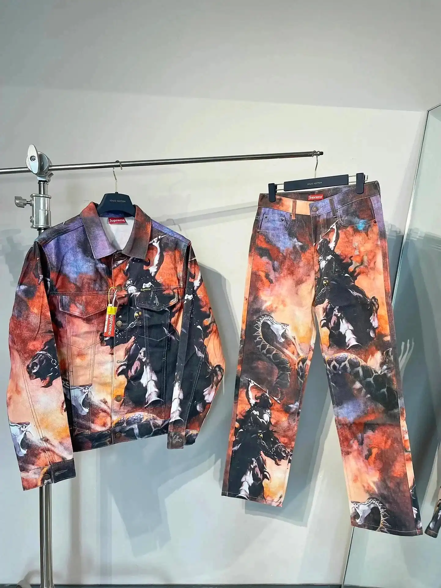 Louis Vuitton Jacket — foto 7 de 10
