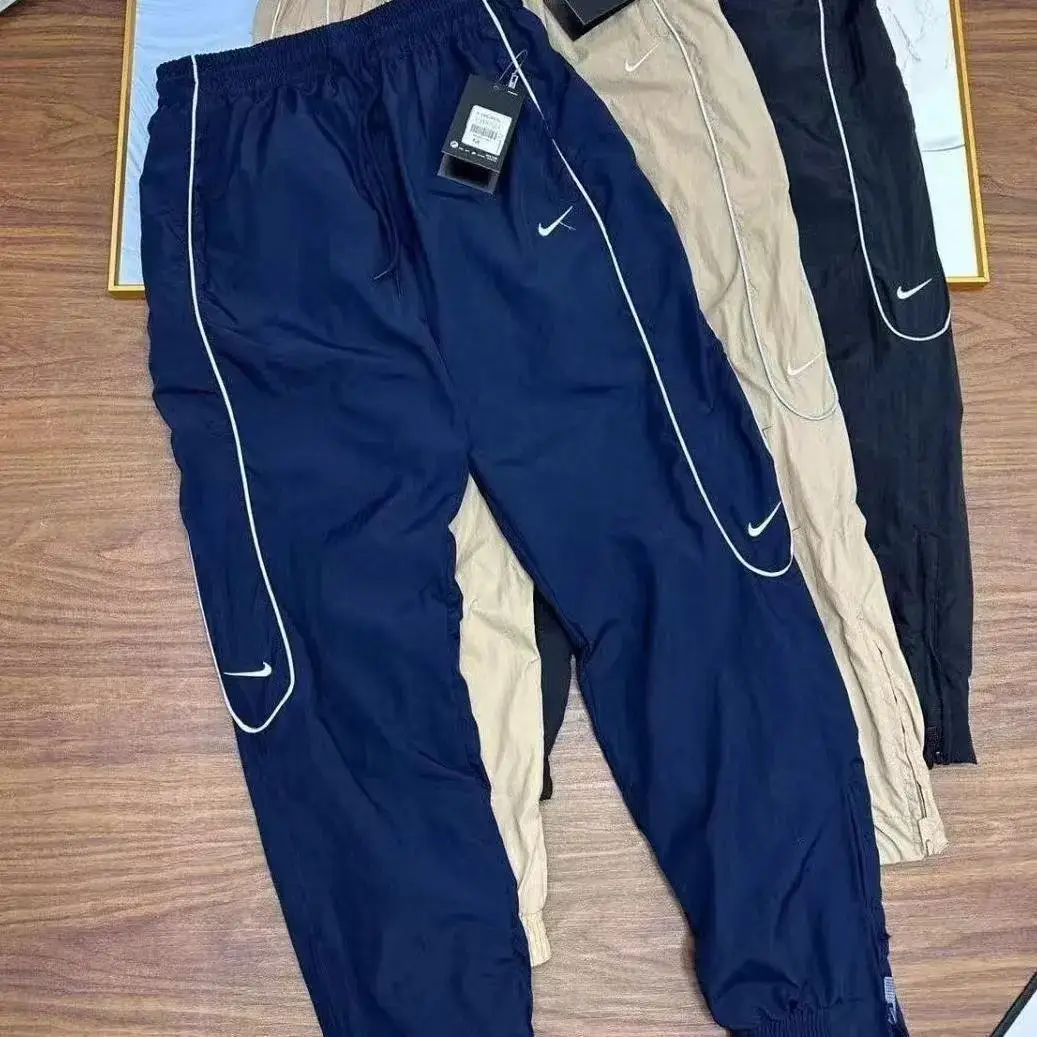 Nike Standard Fit Pants [40 styles] — foto 7 de 10