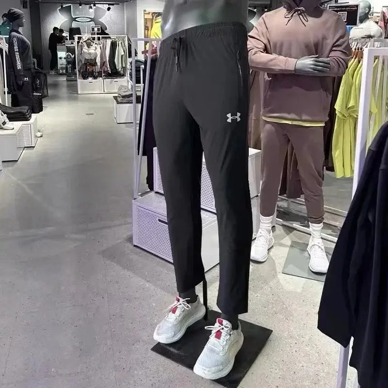 Under Armour Sportswear Pants [12 styles] — foto 9 de 13