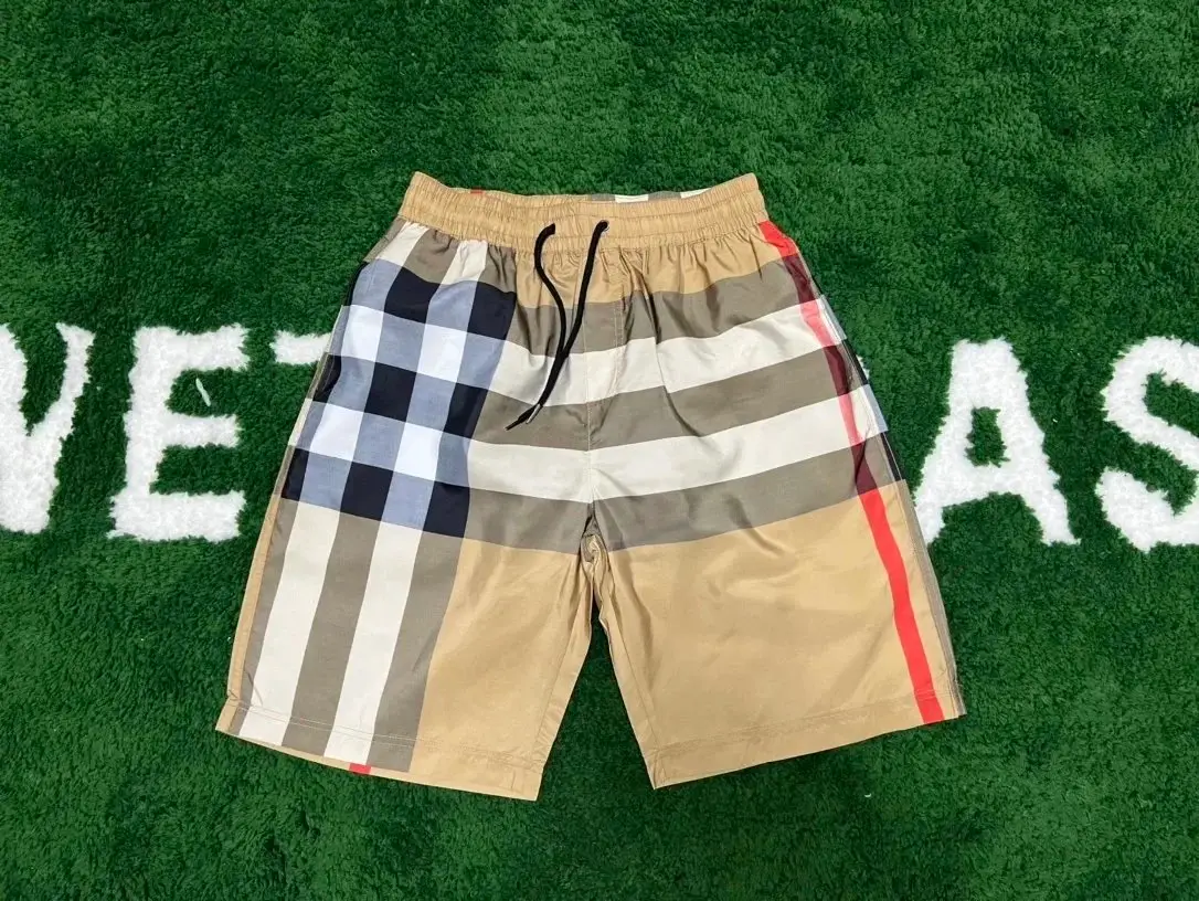 Stone Island Shorts — foto 7 de 15