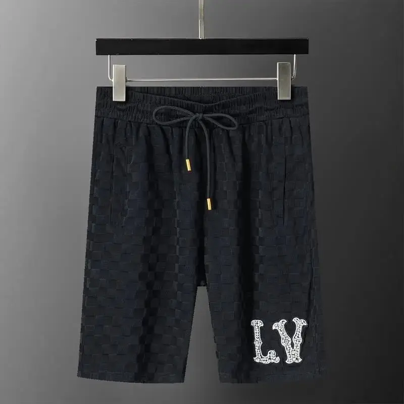 Louis Vuitton shorts (40 CP) — foto 2 de 15