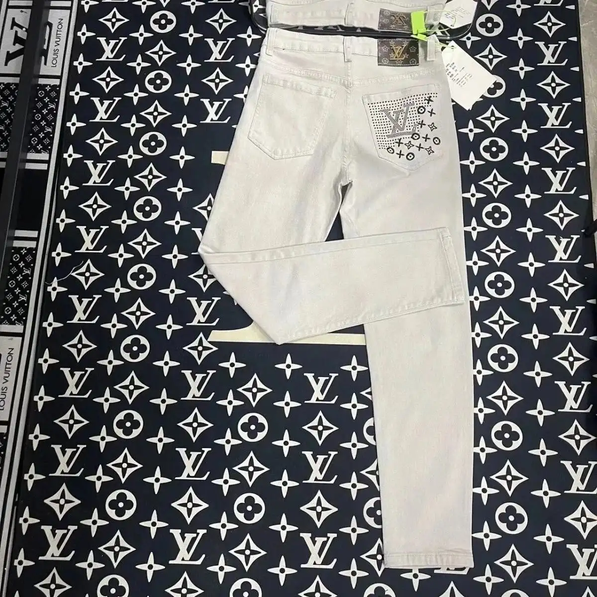 Louis Vuitton Jeans
