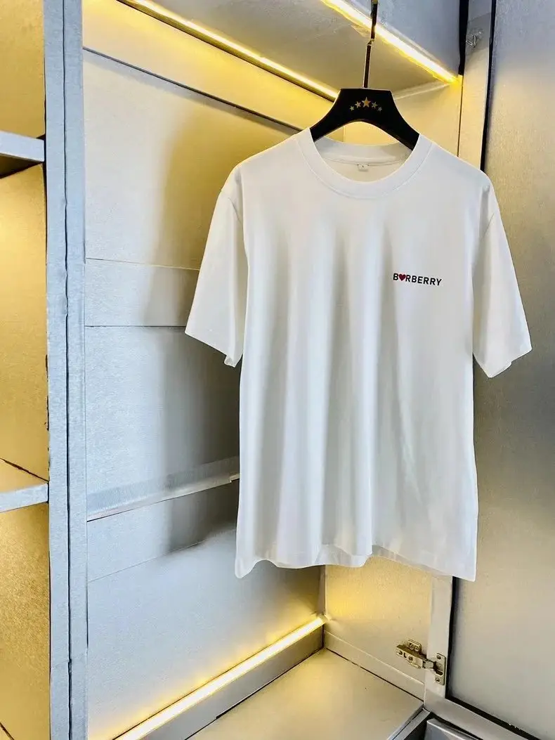 Burberry T-shirt — foto 12 de 15