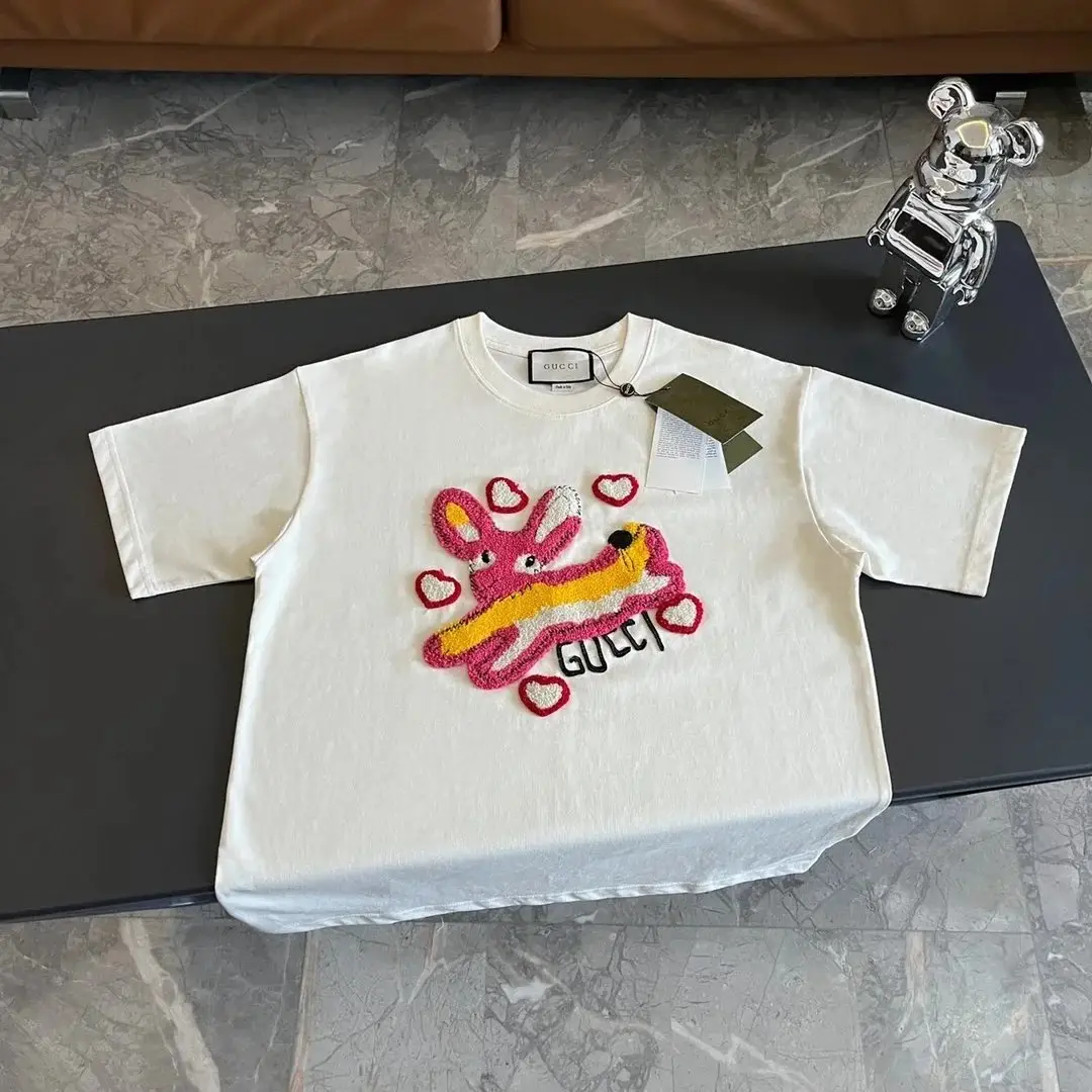 Gucci Women's Short Sleeve T-Shirt with Logo Print - Luxury Fashion Apparel — foto 2 de 14