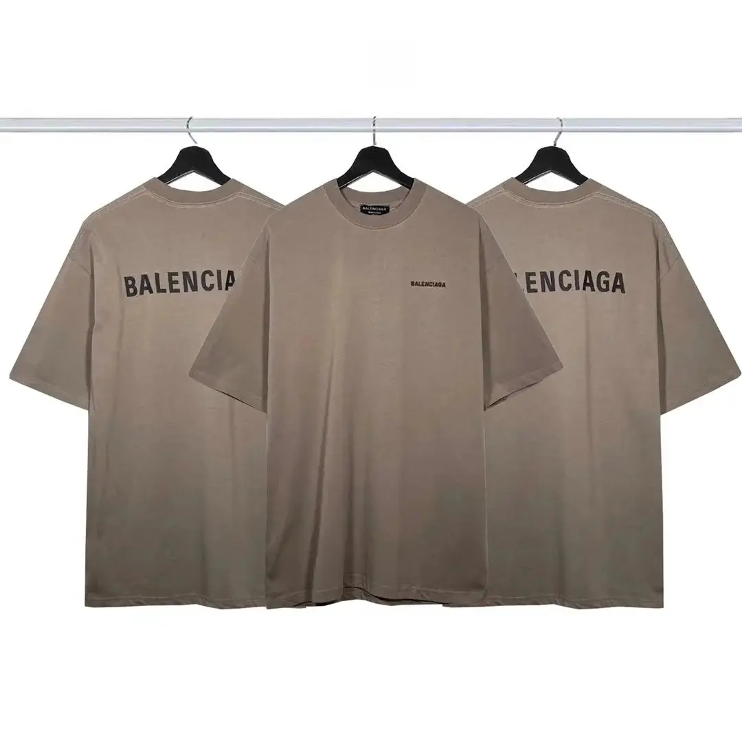 Balenciaga T-shirt — foto 11 de 14