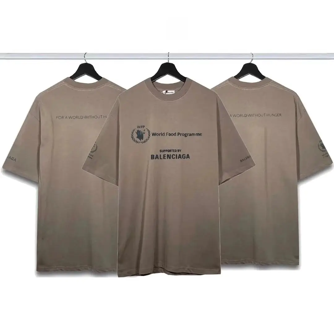 Balenciaga T-shirt — foto 7 de 14