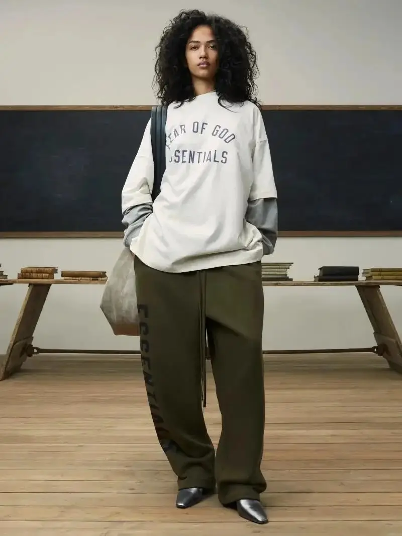 Fear Of God Essentials T-Shirt [28 styles] — foto 10 de 15