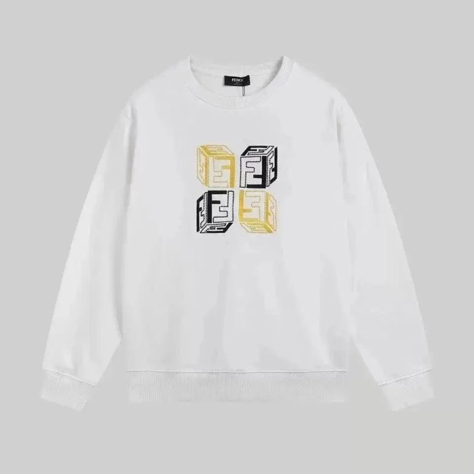 Fendi Bear Print Sweater — foto 9 de 11