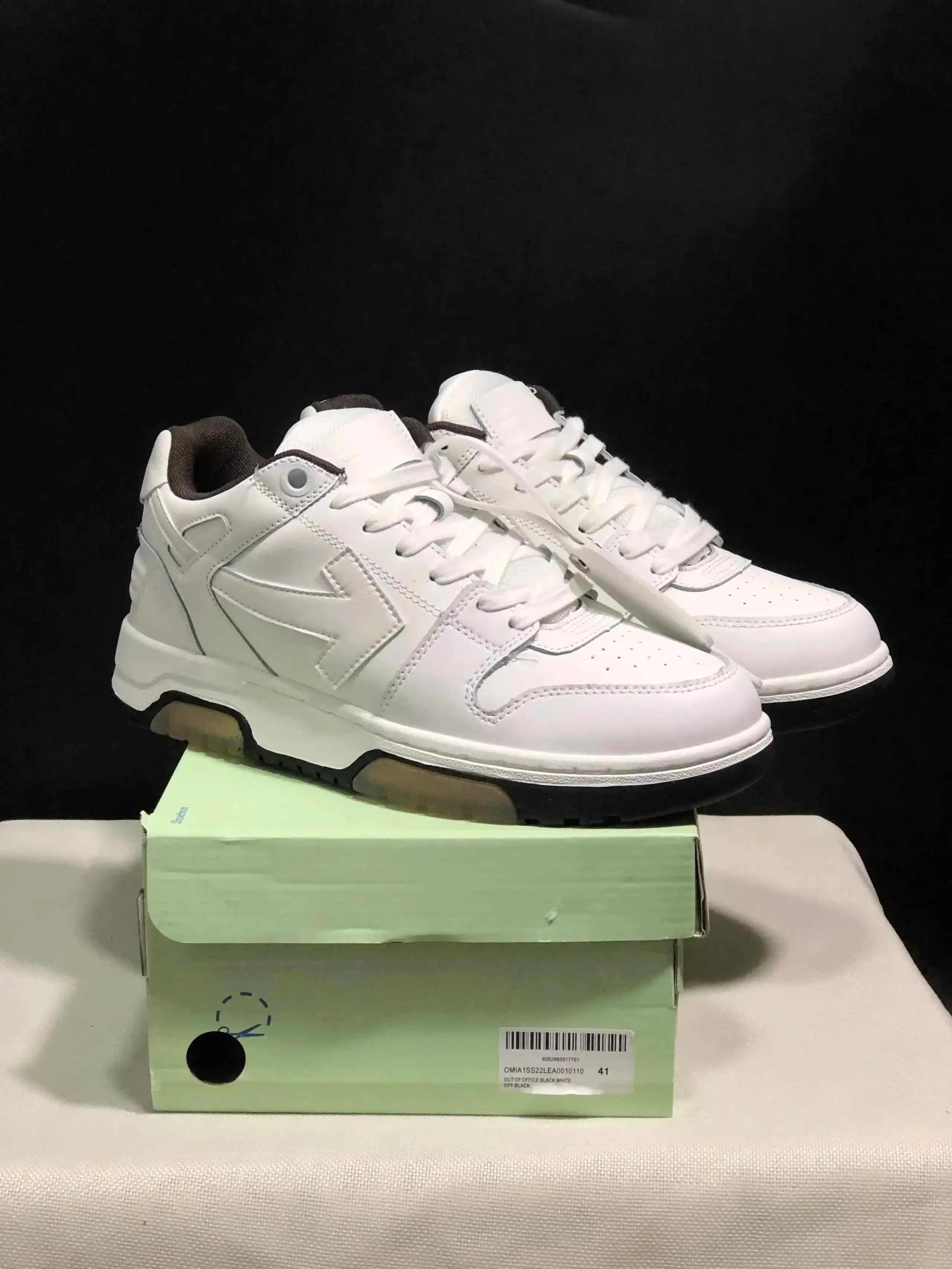 Off-White Out Of Office Sneakers — foto 4 de 11