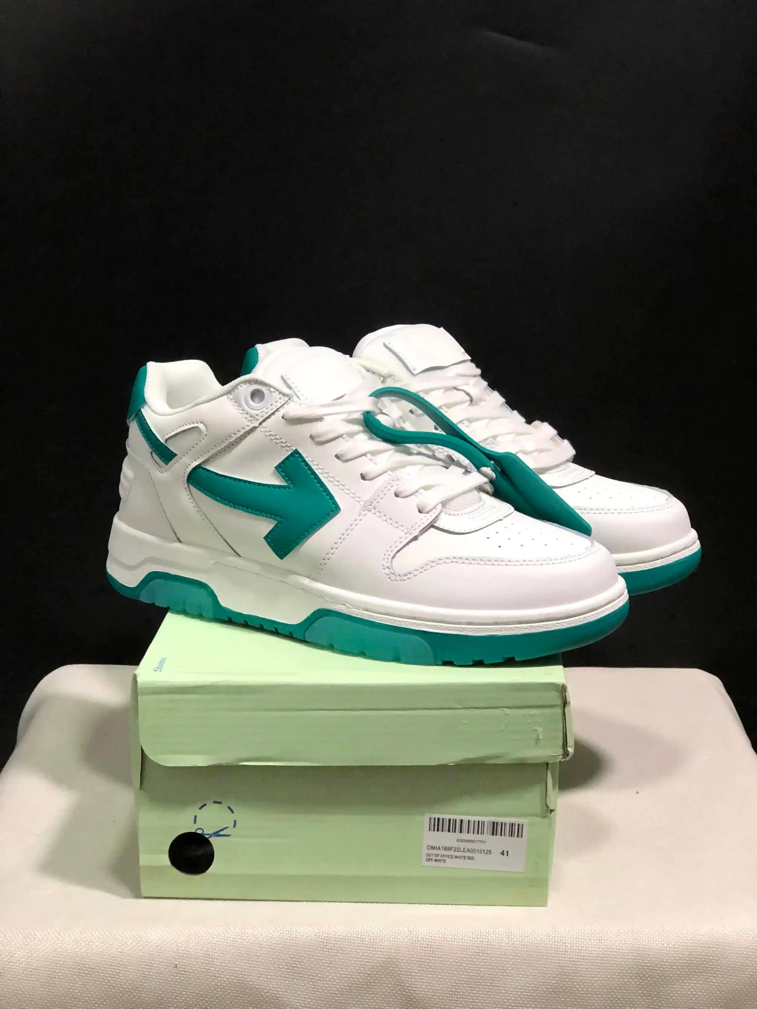Off-White Out Of Office Sneakers — foto 9 de 11