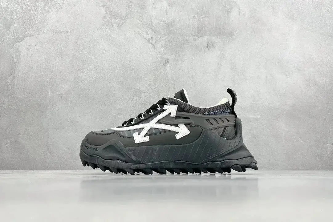 off white sneakers (20+) — foto 4 de 12