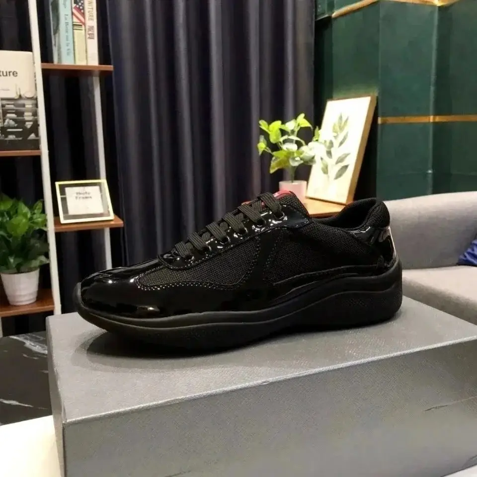 Prada Shoes (33 styles) — foto 3 de 5